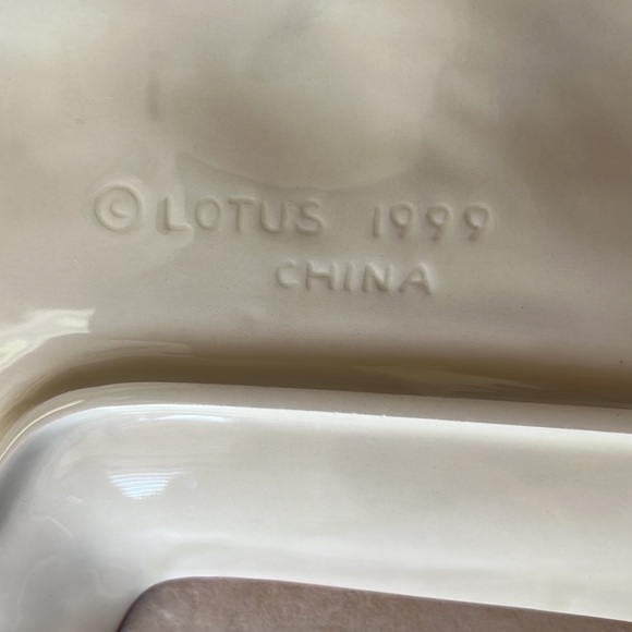 Gingerbread Man Ceramic Serving Platter with Scarf & Candy Buttons - Picture 6 of 6